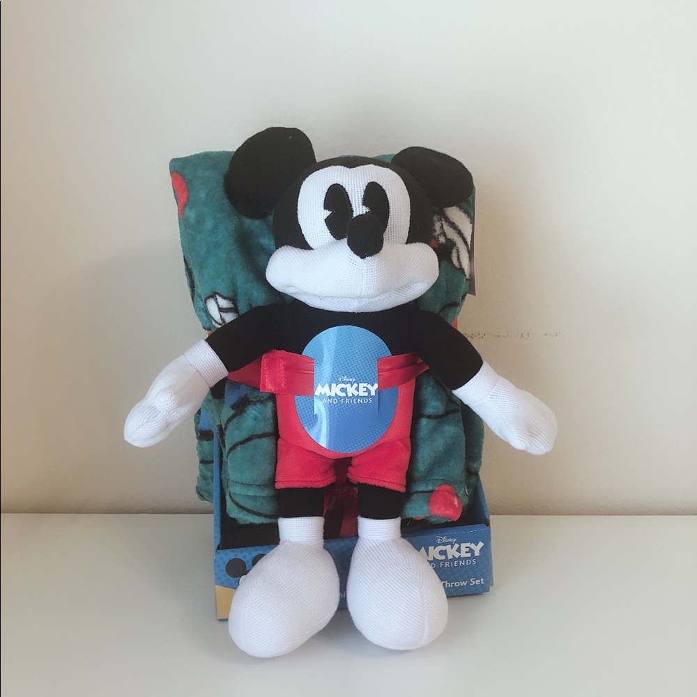 Disney Mickey pillow&throw set